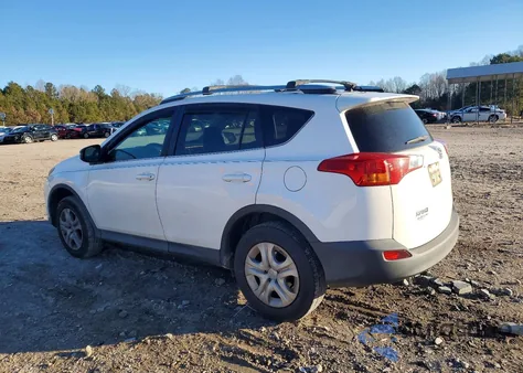 2015 Toyota Rav4 Le z USA, uszkodzony, nr VIN 2T3ZFREV3FW196373